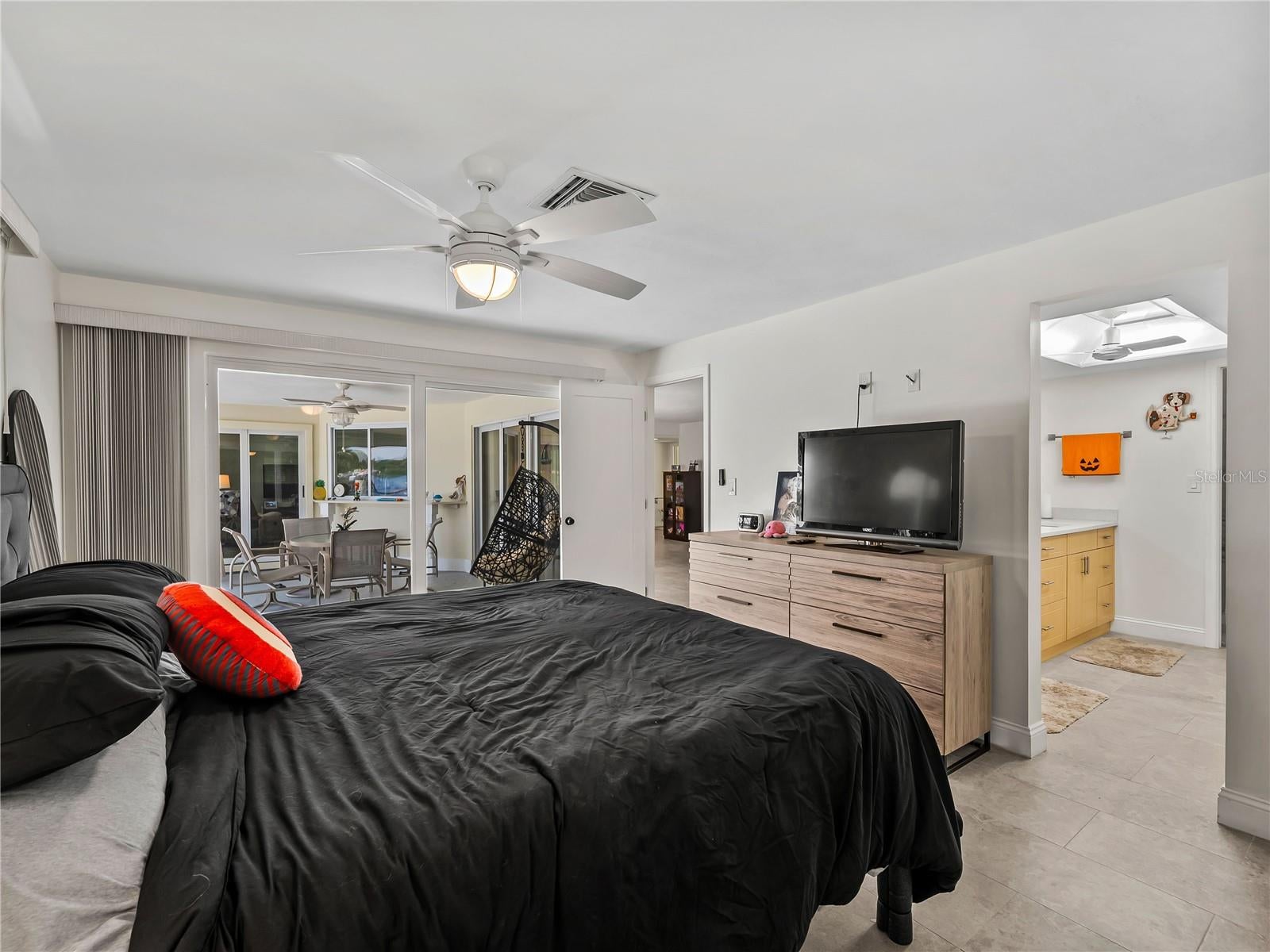 LITTLE HICKORY SHORES UNIT 3 - Residential