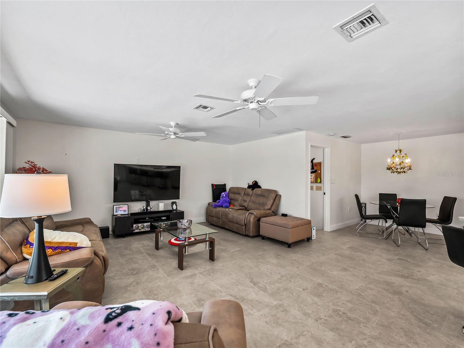 LITTLE HICKORY SHORES UNIT 3 - Residential