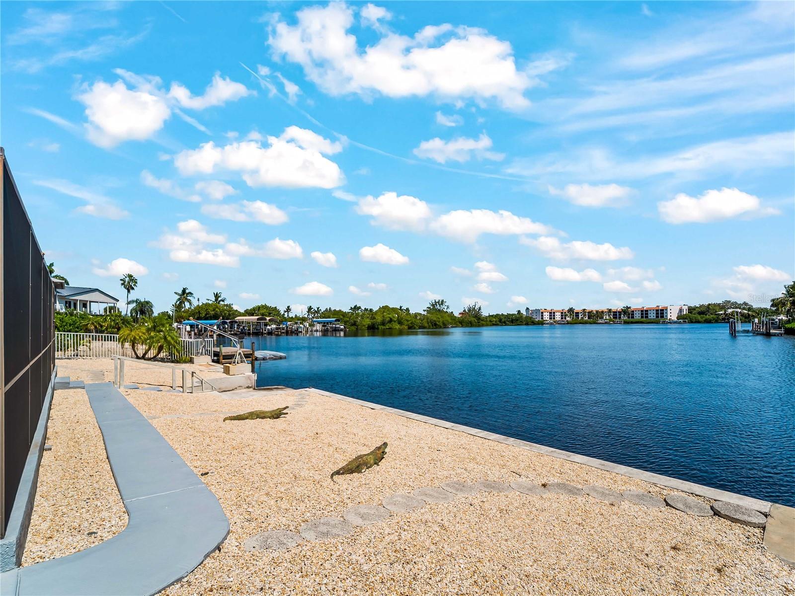 LITTLE HICKORY SHORES UNIT 3 - Residential