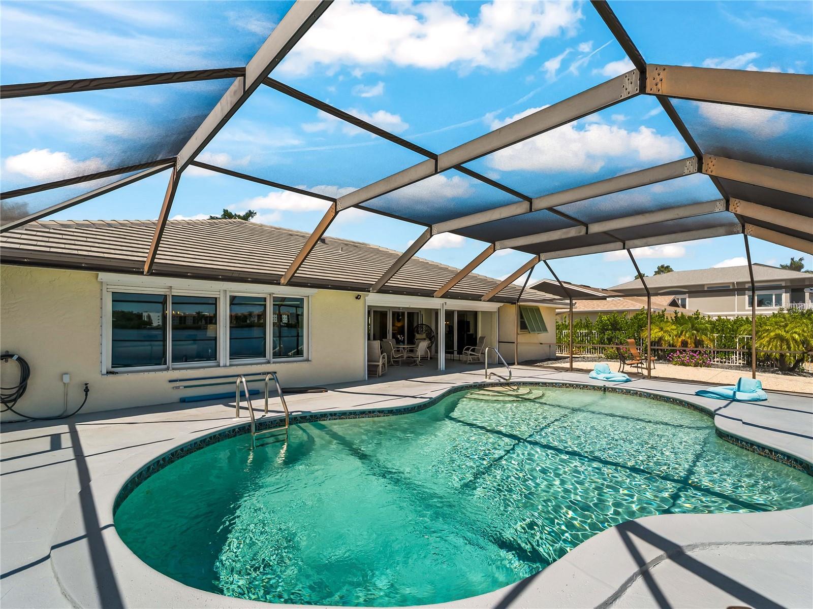 LITTLE HICKORY SHORES UNIT 3 - Residential