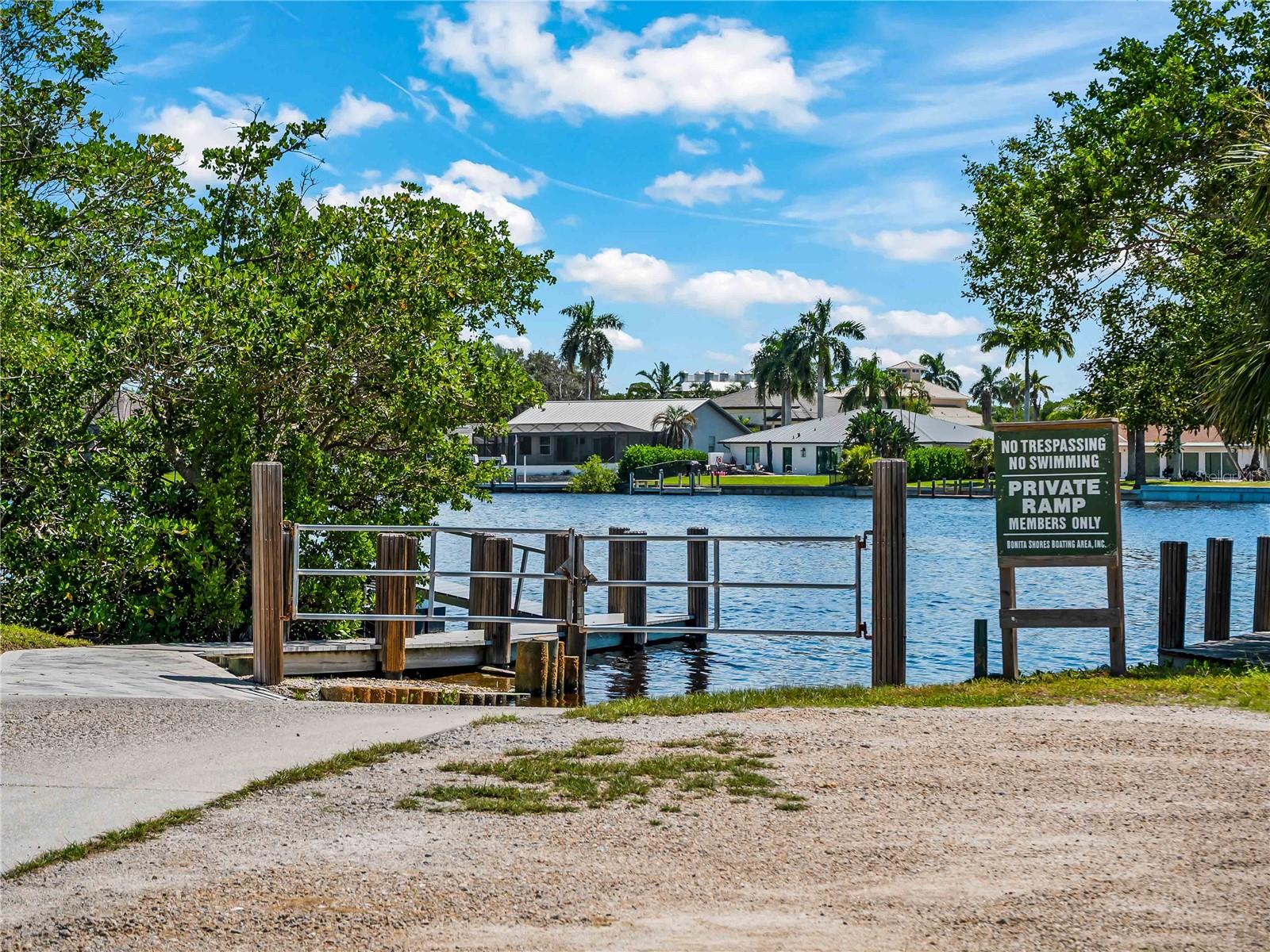 LITTLE HICKORY SHORES UNIT 3 - Residential