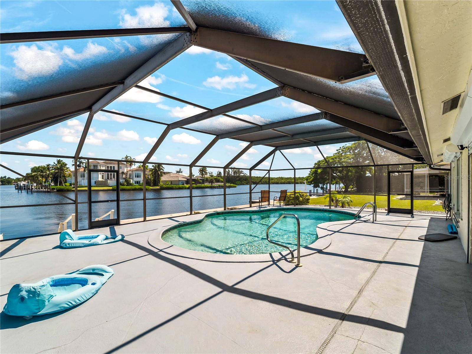 LITTLE HICKORY SHORES UNIT 3 - Residential