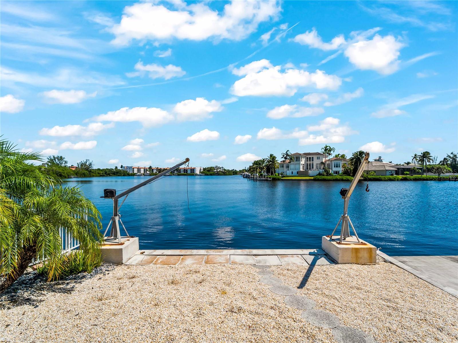 LITTLE HICKORY SHORES UNIT 3 - Residential