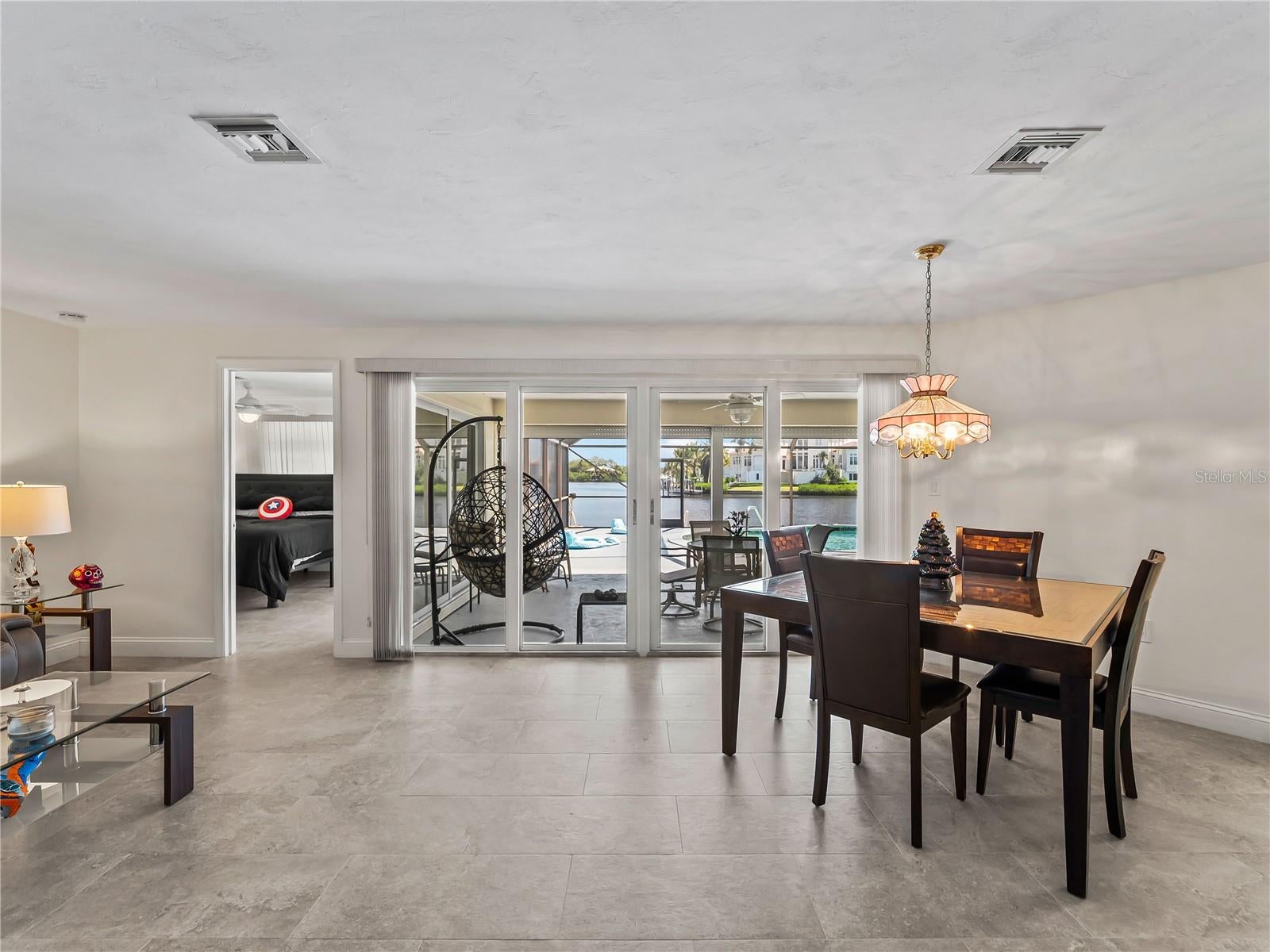 LITTLE HICKORY SHORES UNIT 3 - Residential