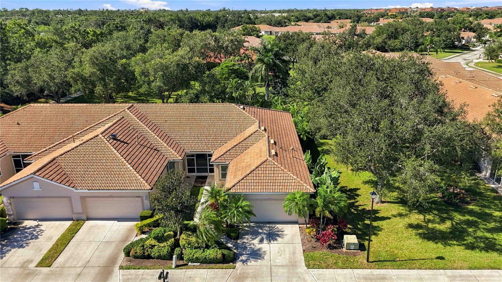 LAKERIDGE FALLS - Residential
