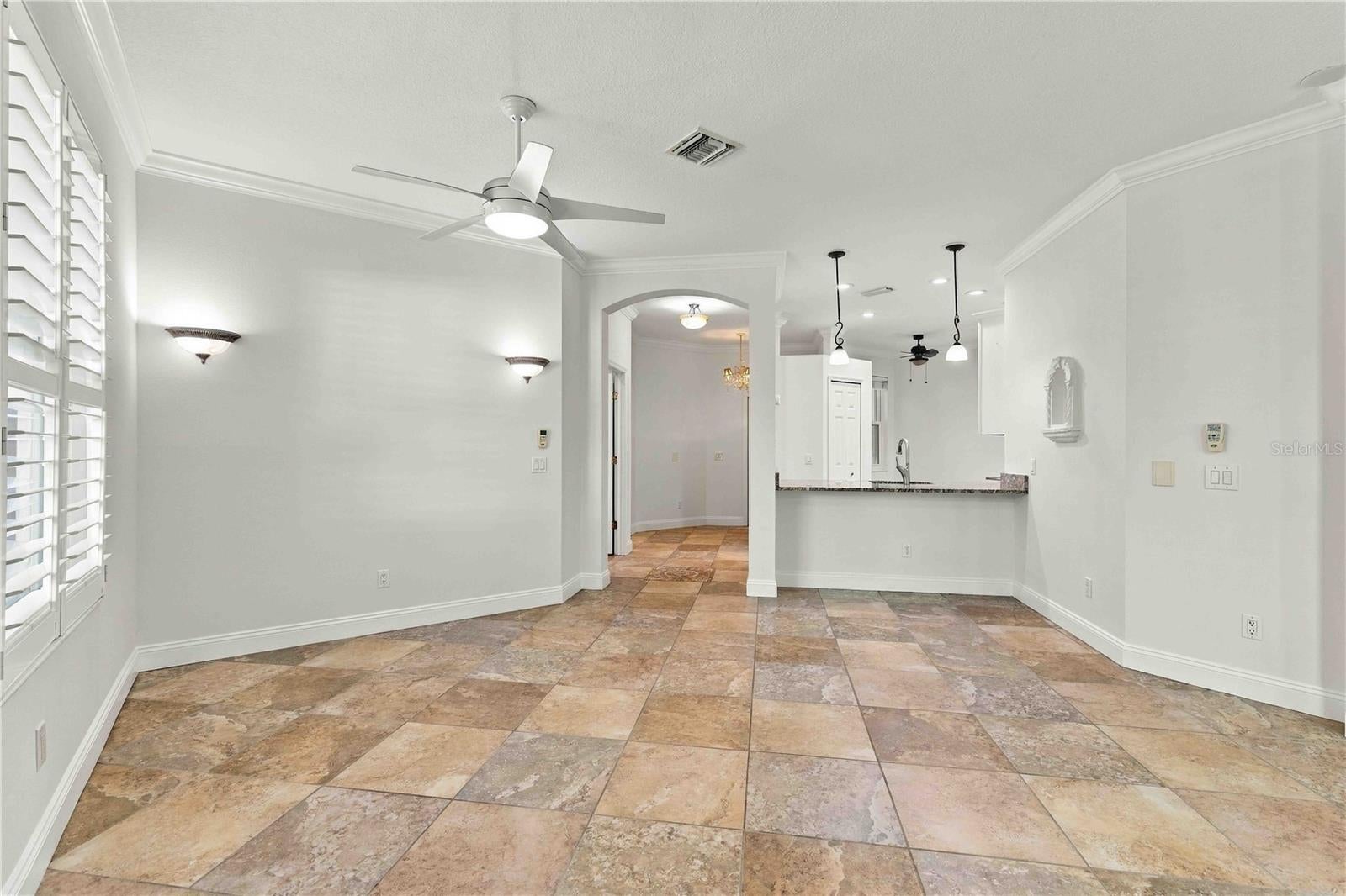 LAKERIDGE FALLS - Residential