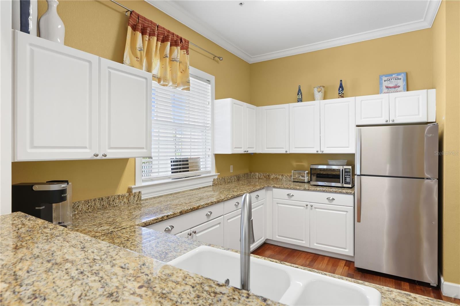 ADMIRALS WALK - Residential