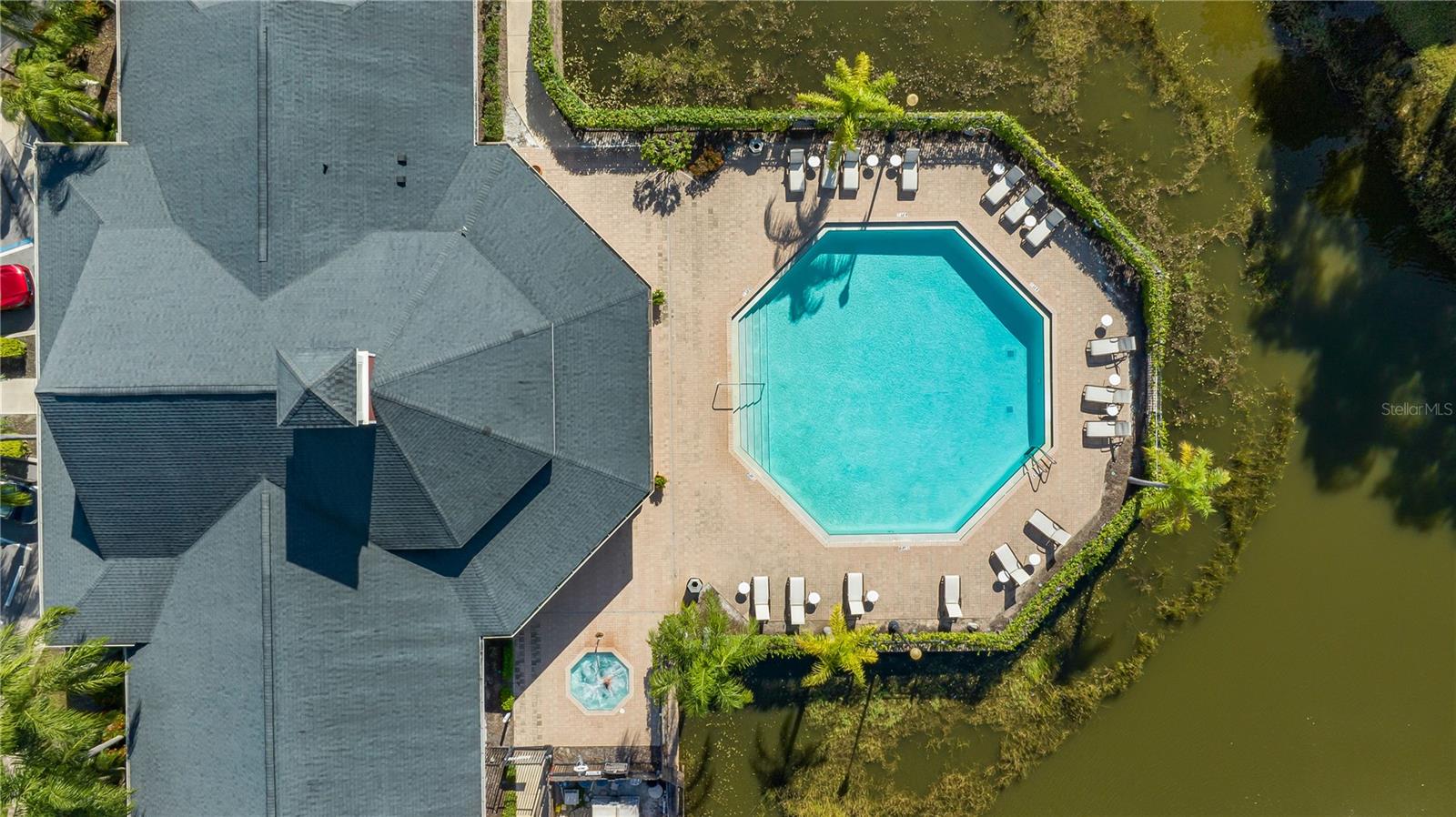 ADMIRALS WALK - Residential