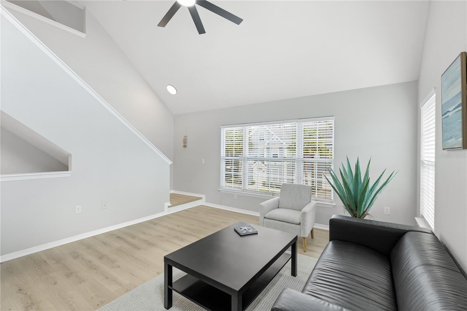 ADMIRALS WALK - Residential
