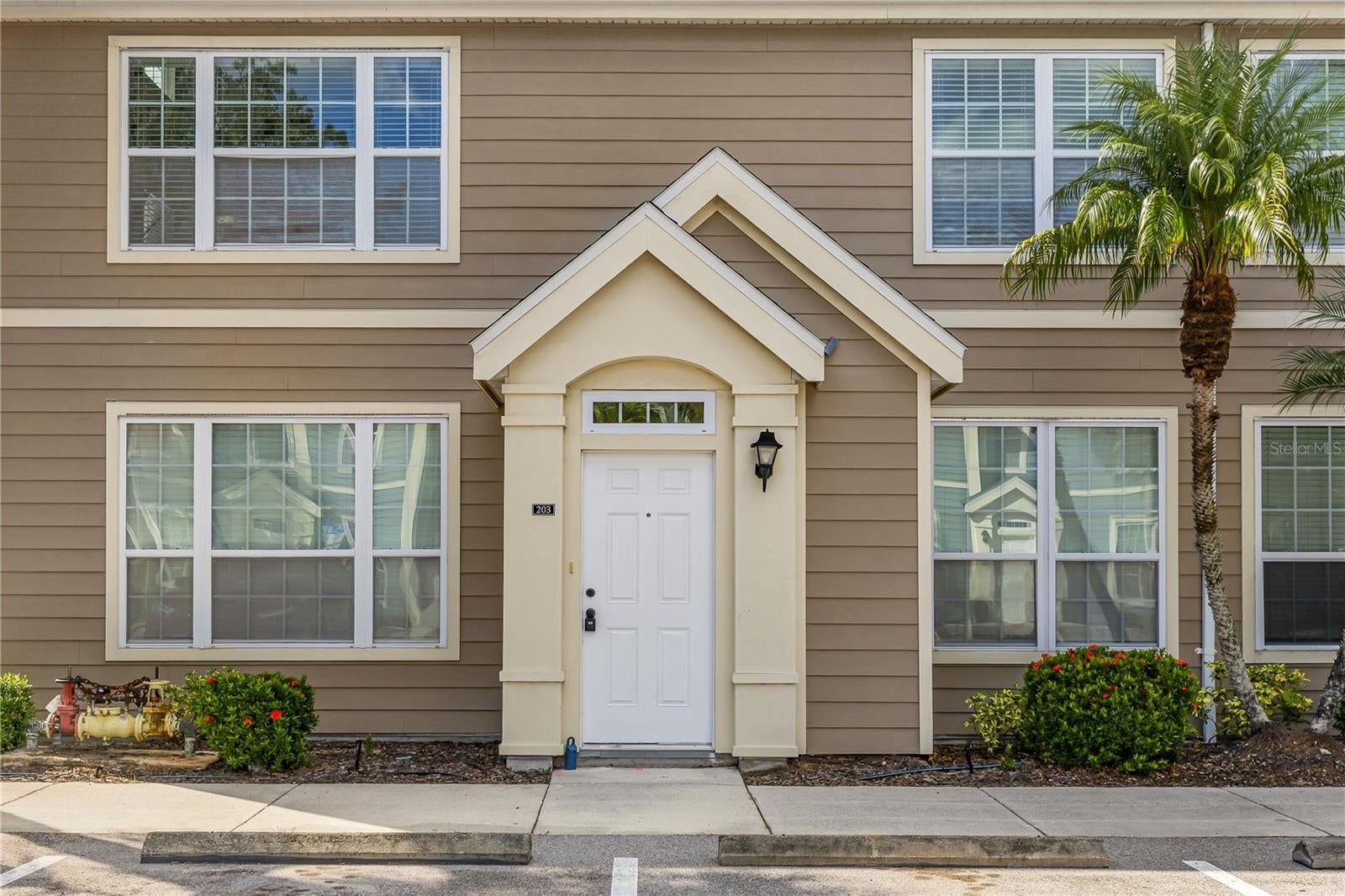 ADMIRALS WALK - Residential