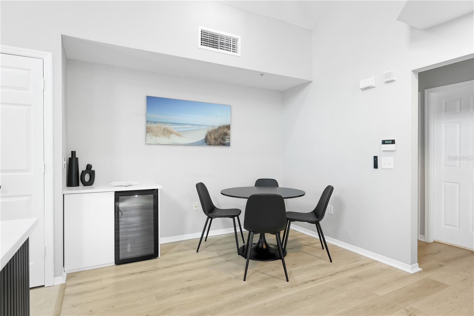 ADMIRALS WALK - Residential