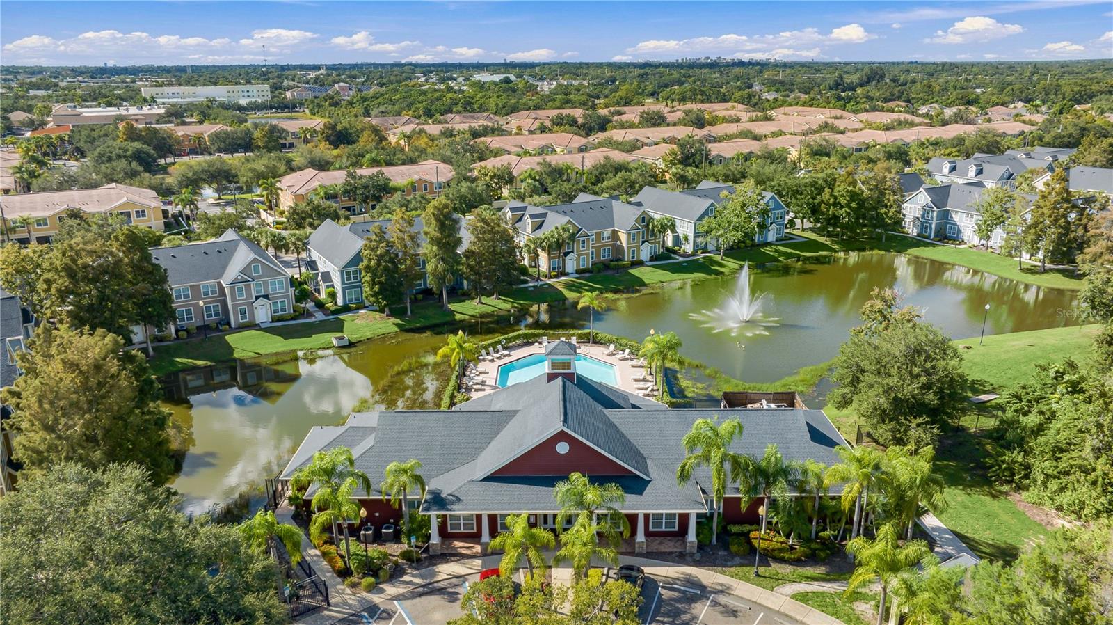 ADMIRALS WALK - Residential