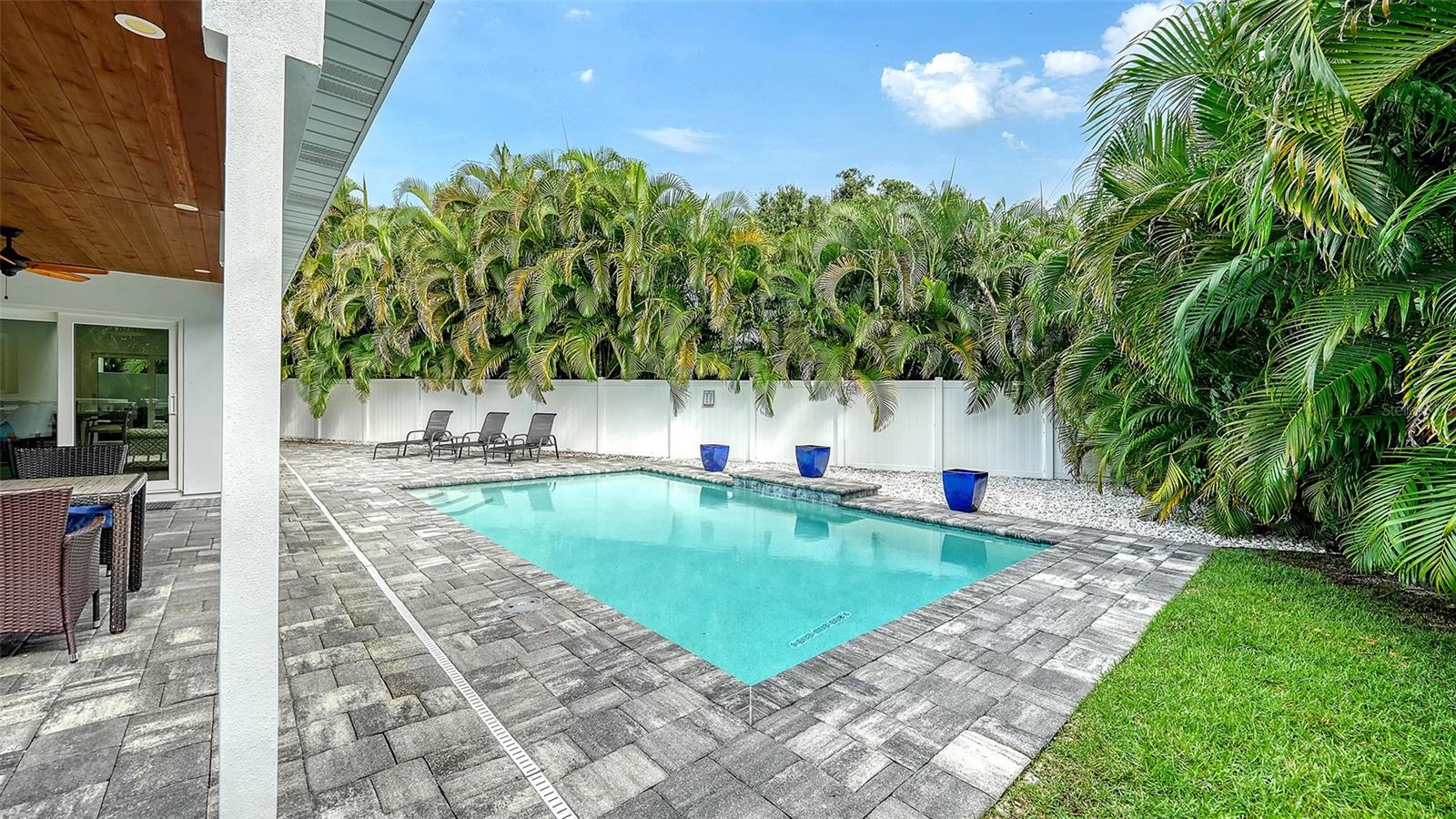 SOUTH SIDE PARK - Residential