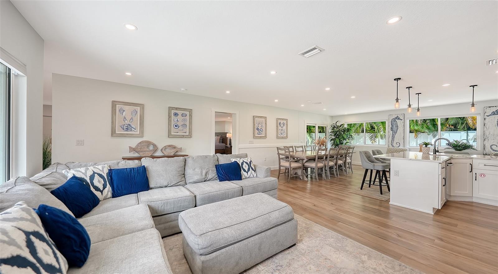 SOUTH SIDE PARK - Residential