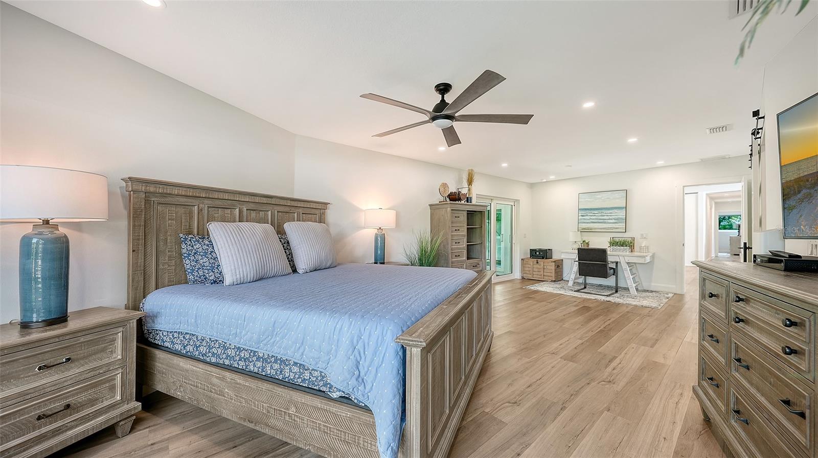 SOUTH SIDE PARK - Residential