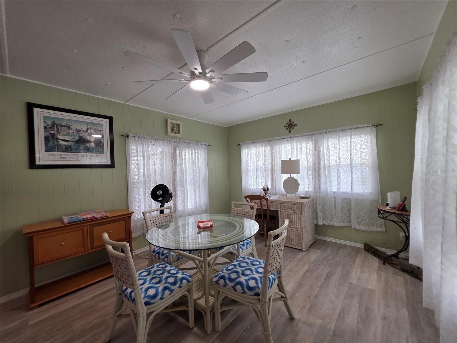 OAK GROVE - Residential