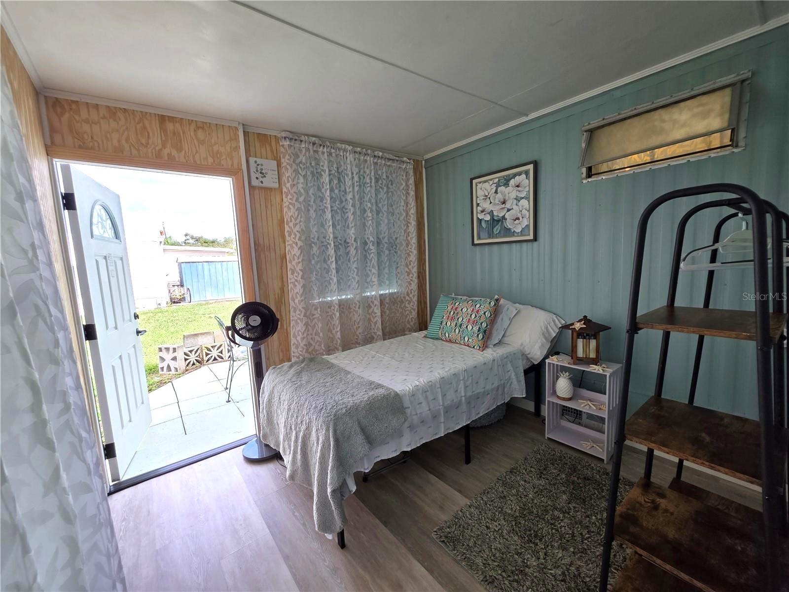 OAK GROVE - Residential