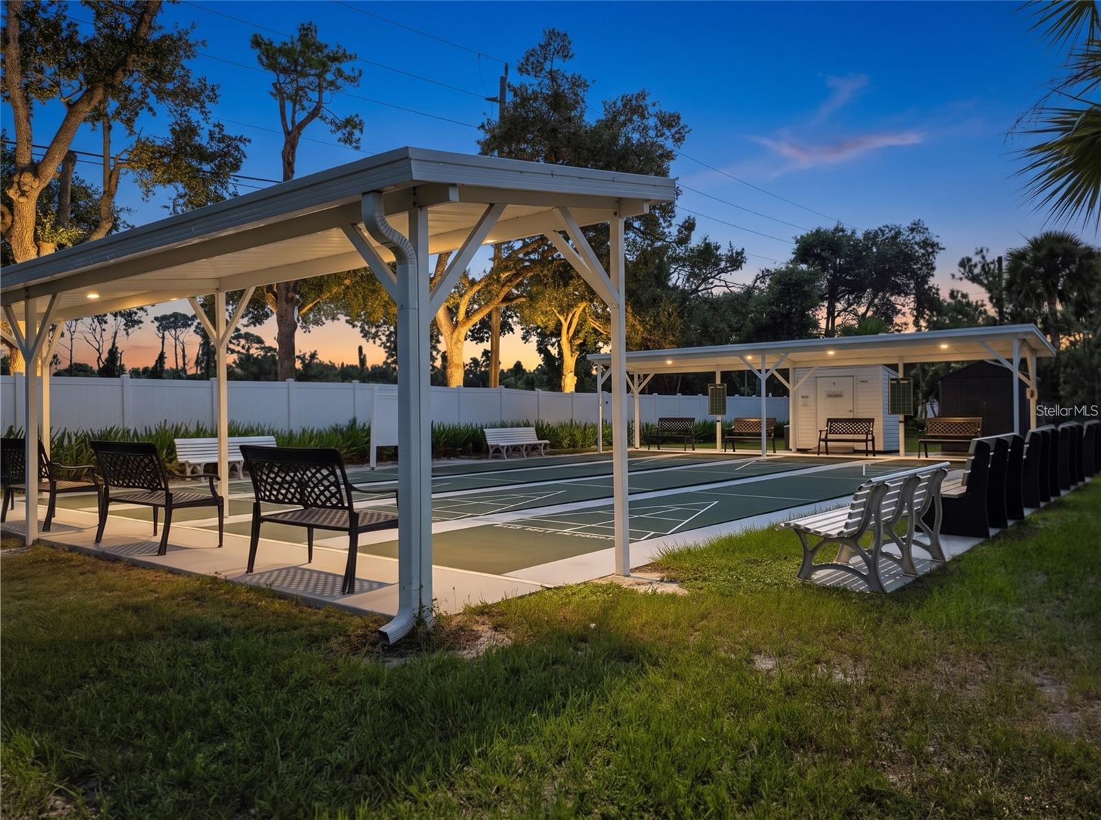 OAK GROVE - Residential
