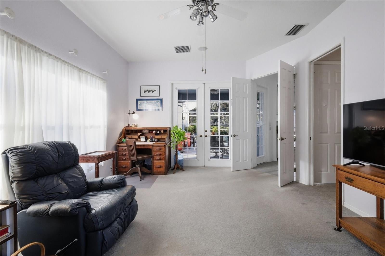 SANDALWOOD - Residential