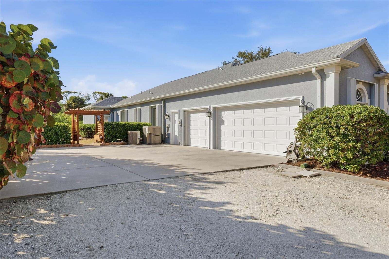 SANDALWOOD - Residential