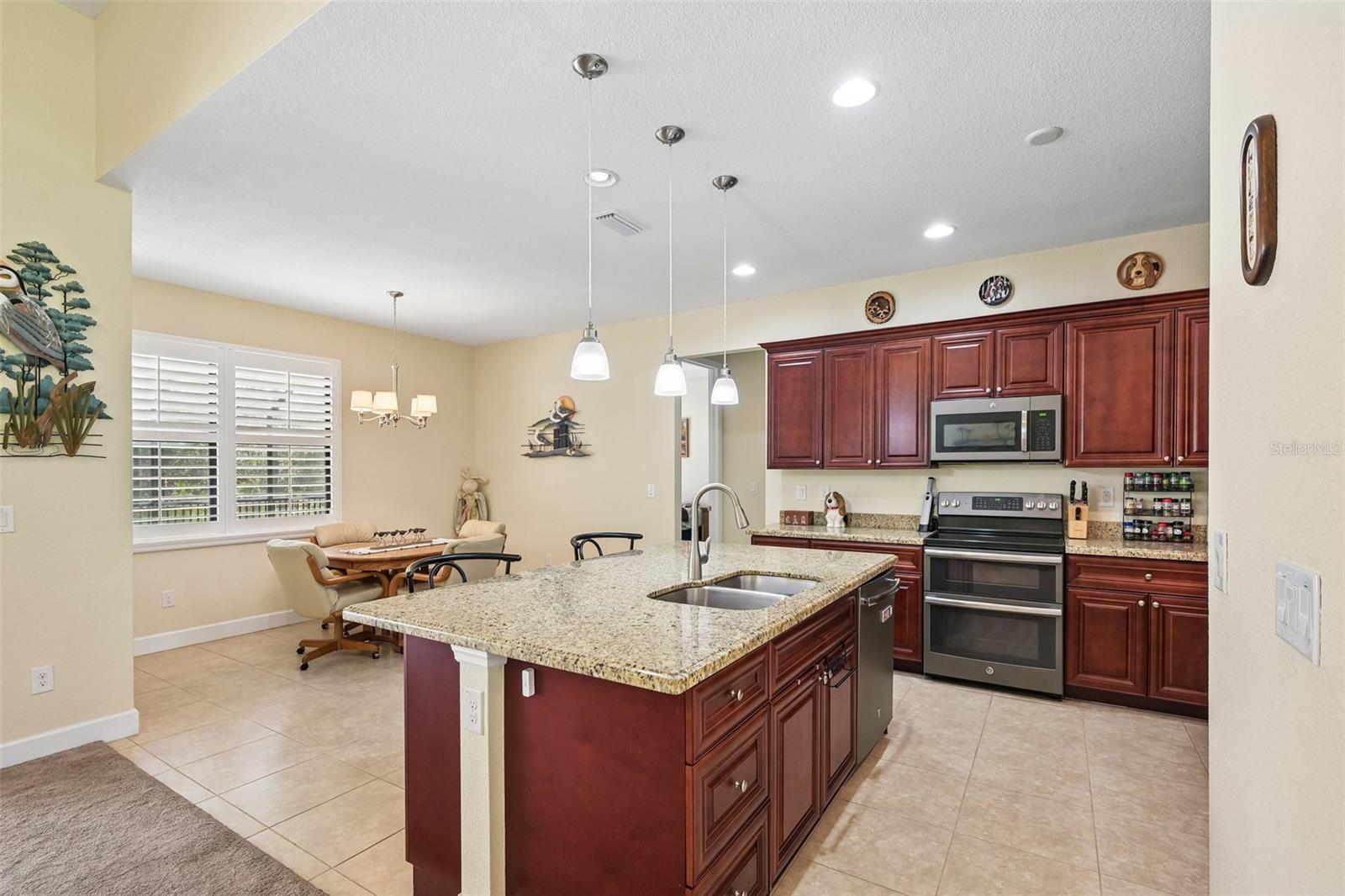 NORTH PORT CHARLOTTE ESTATES - Residential
