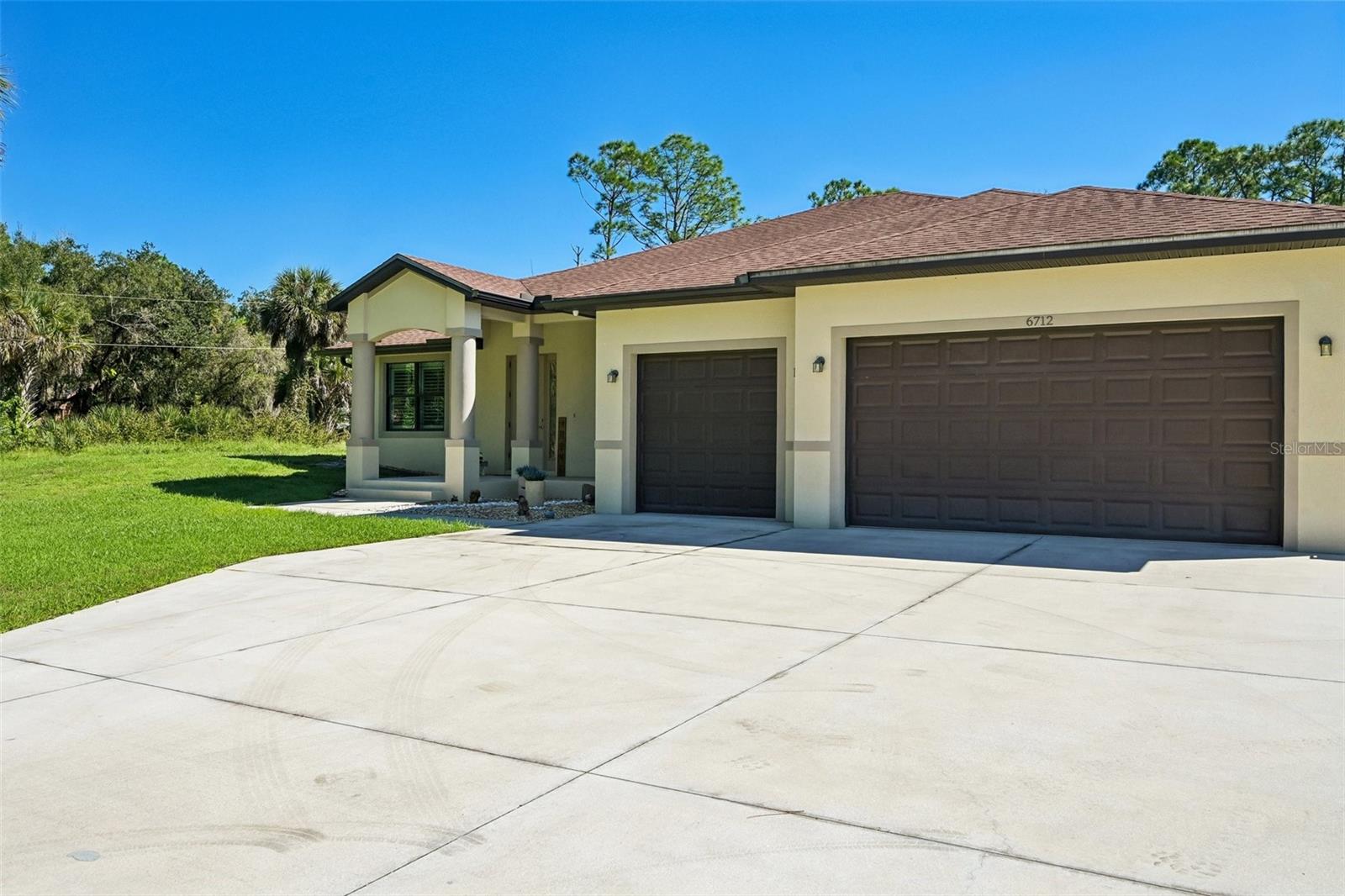 NORTH PORT CHARLOTTE ESTATES - Residential