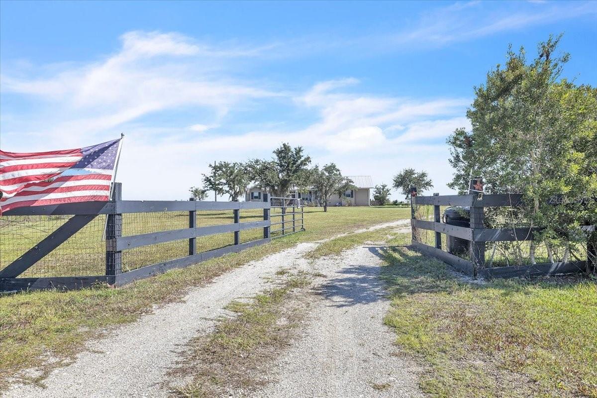 PRAIRIE CREEK PARK - Residential