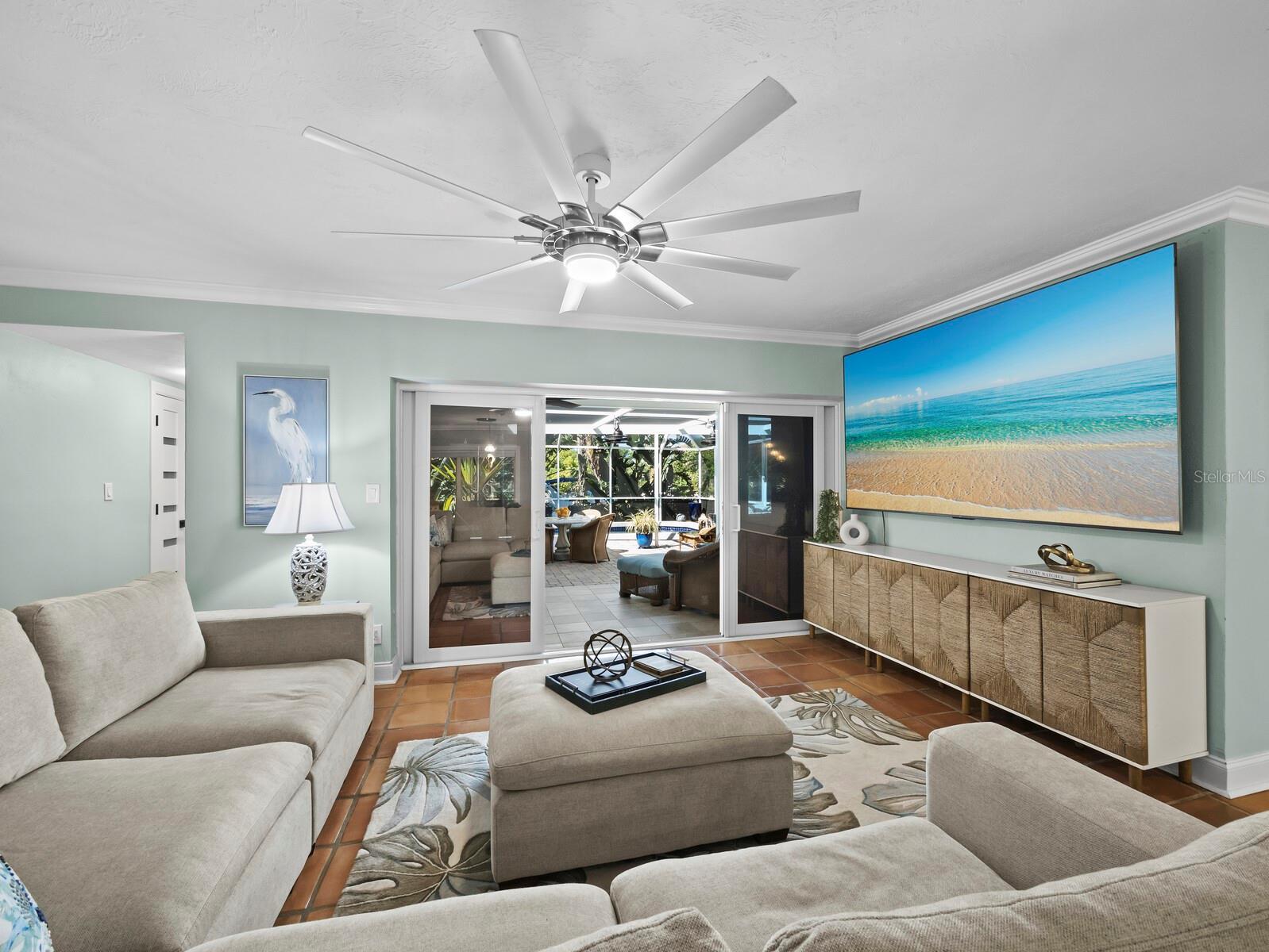 LOT 5 SARA SANDS UNIT 1 - Residential
