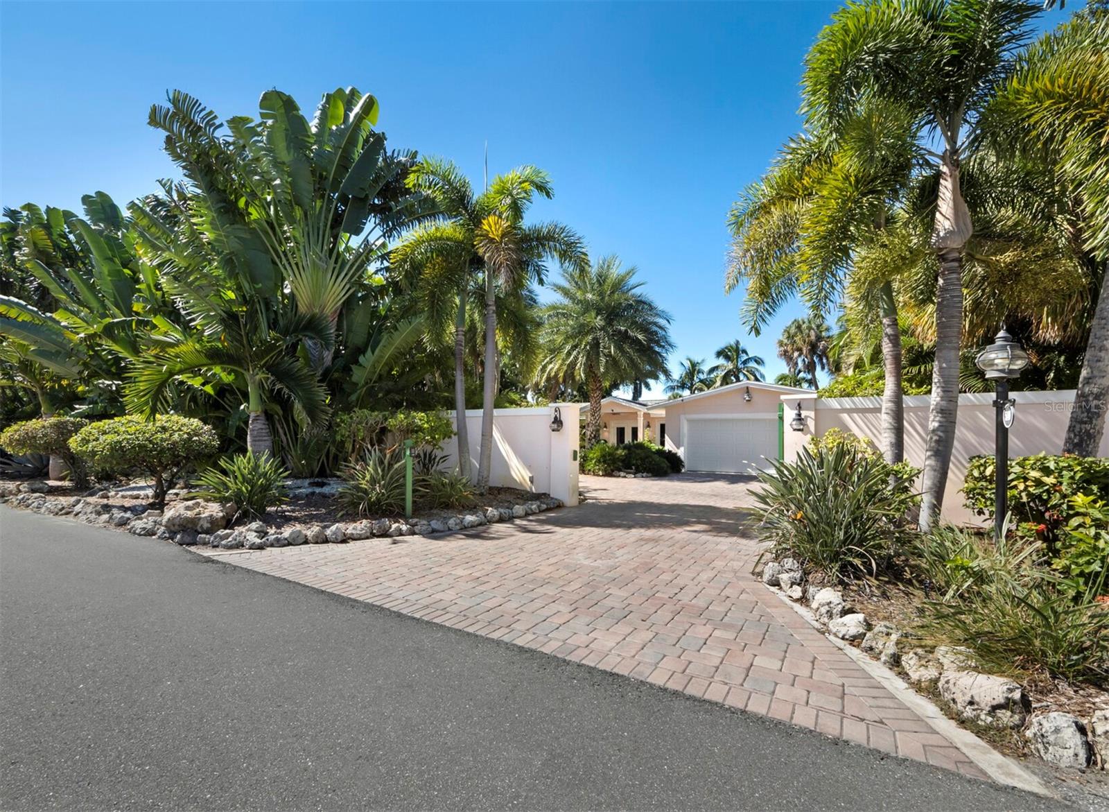 LOT 5 SARA SANDS UNIT 1 - Residential