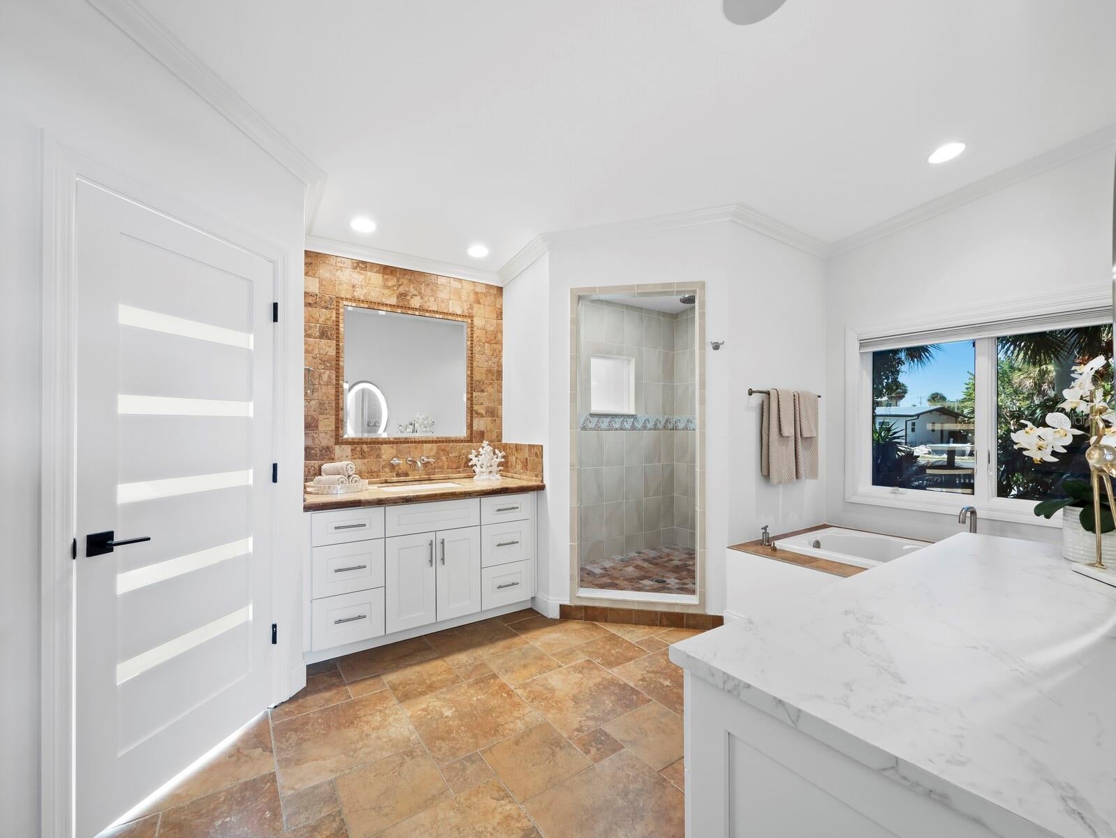 LOT 5 SARA SANDS UNIT 1 - Residential