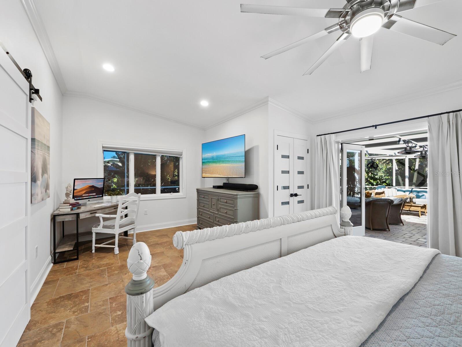 LOT 5 SARA SANDS UNIT 1 - Residential