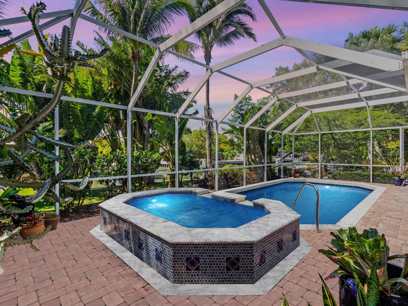LOT 5 SARA SANDS UNIT 1 - Residential
