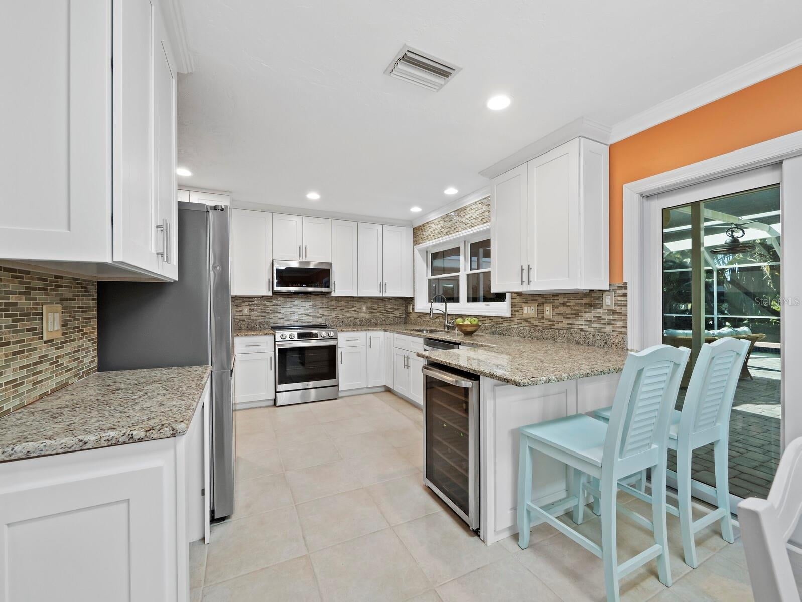 LOT 5 SARA SANDS UNIT 1 - Residential