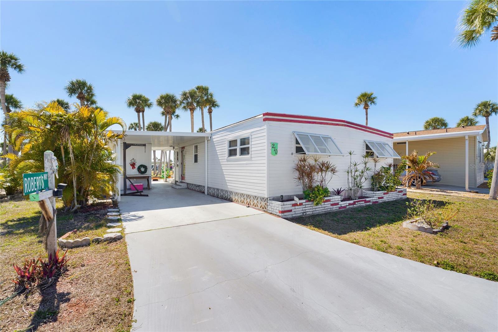 VENICE ISLE - Residential