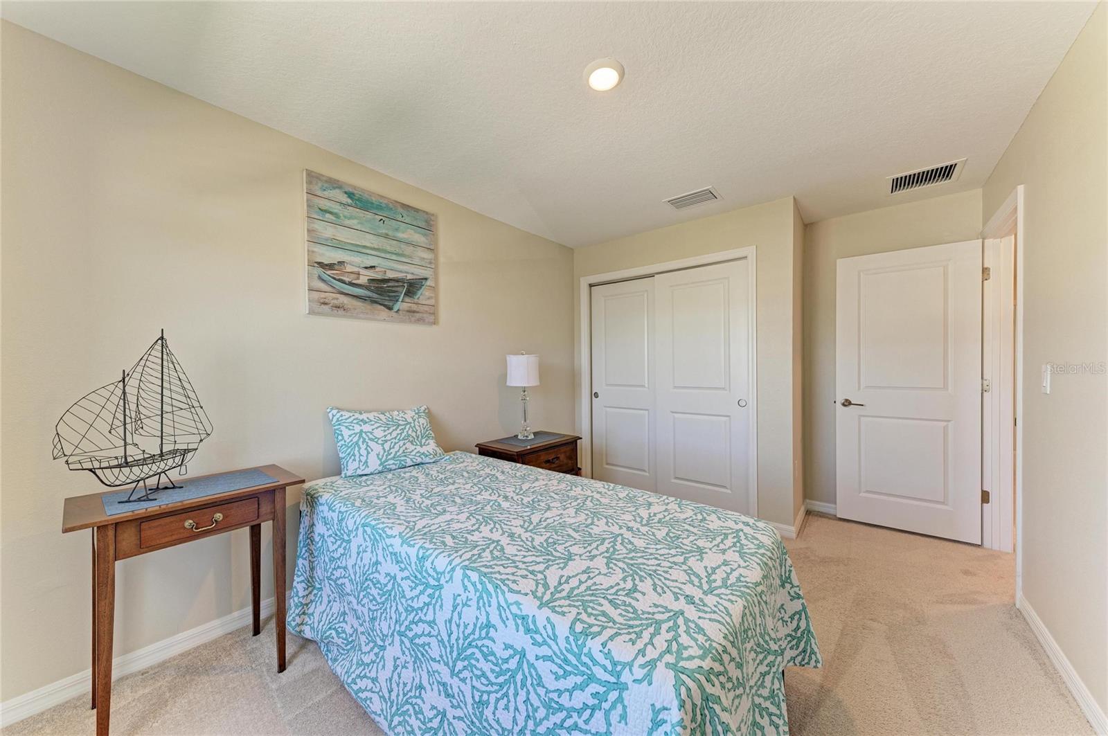 SKYE RANCH NBRHD 2 TWNHMS NORT - Residential