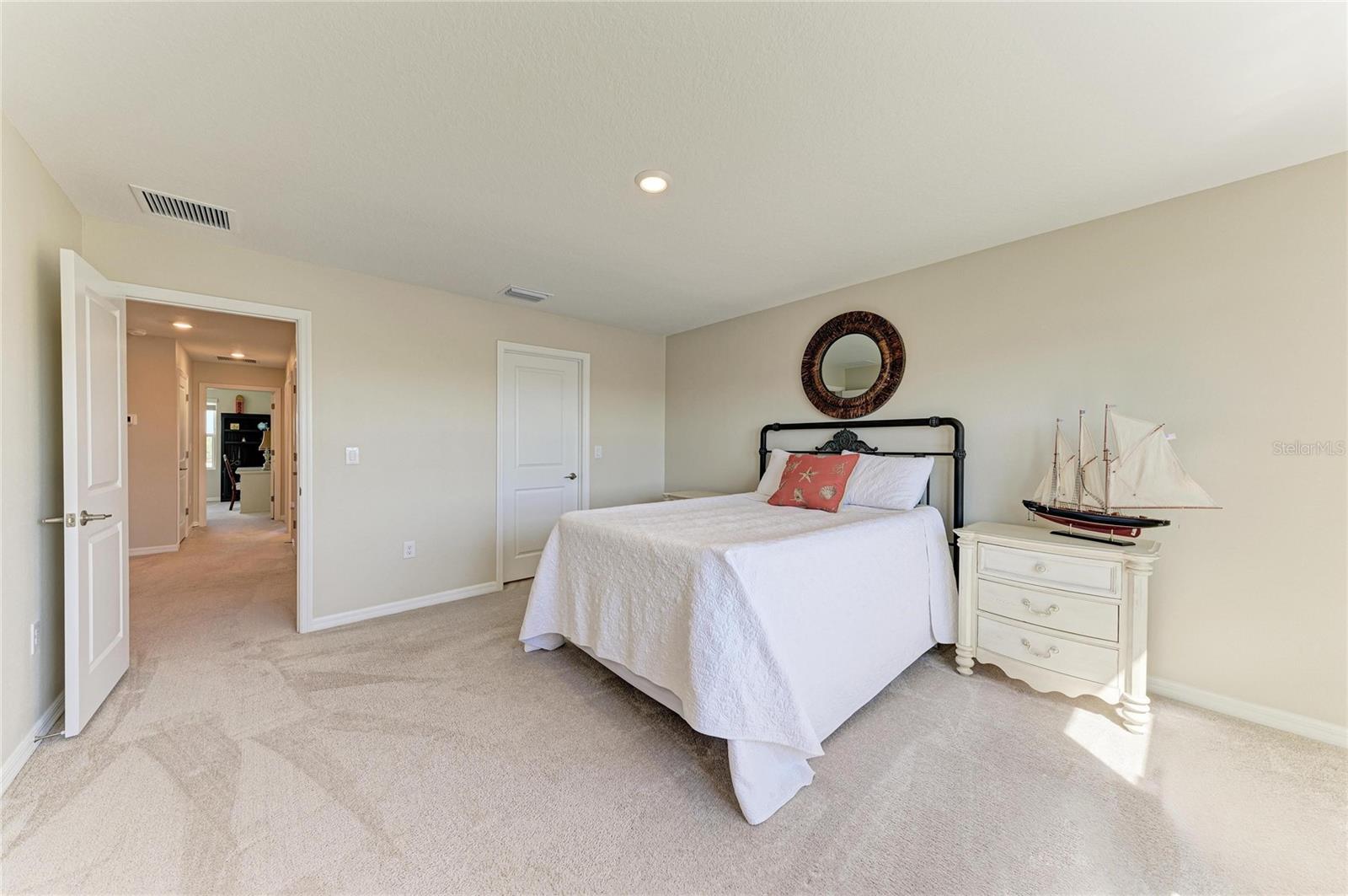 SKYE RANCH NBRHD 2 TWNHMS NORT - Residential