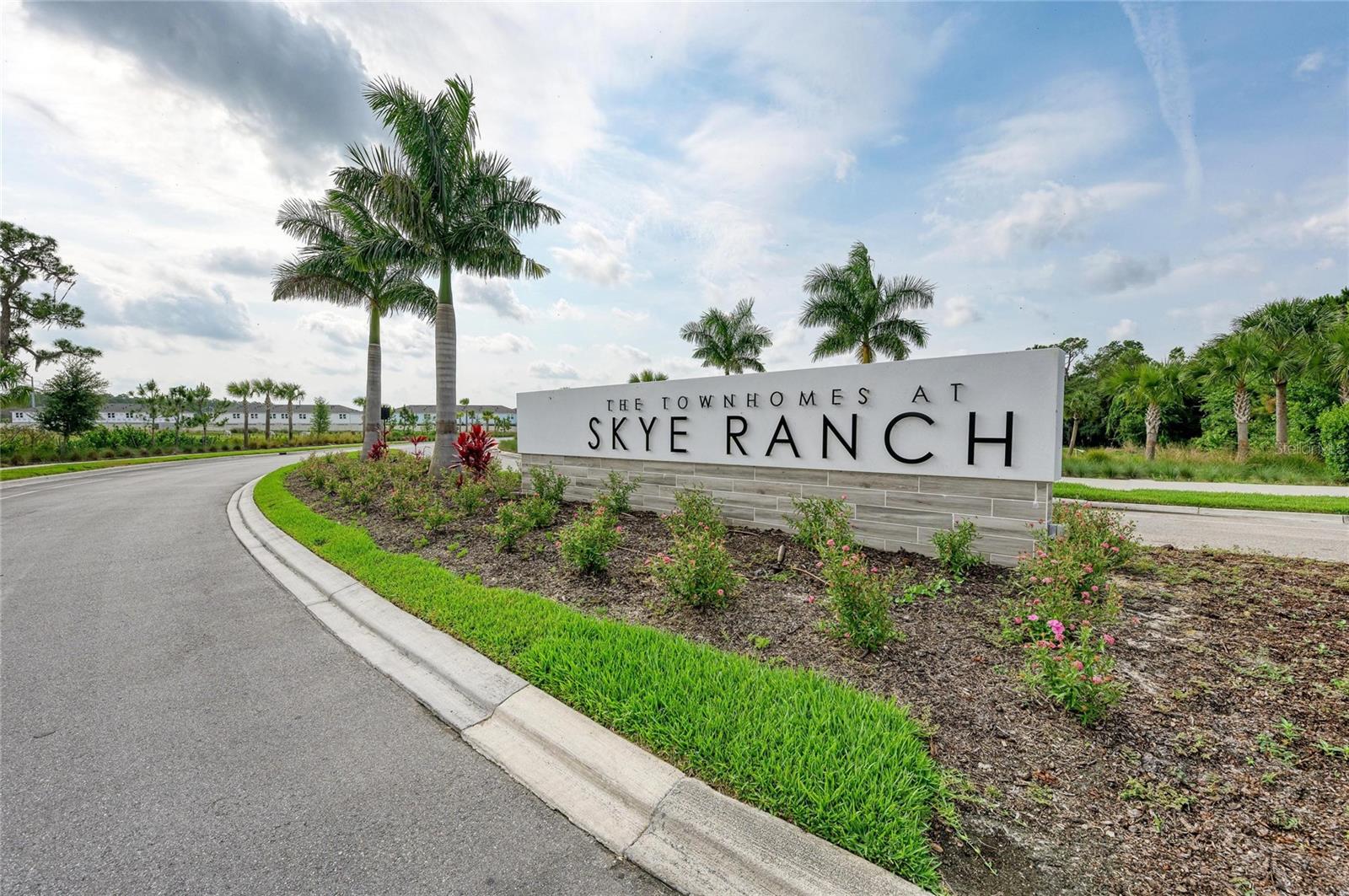 SKYE RANCH NBRHD 2 TWNHMS NORT - Residential