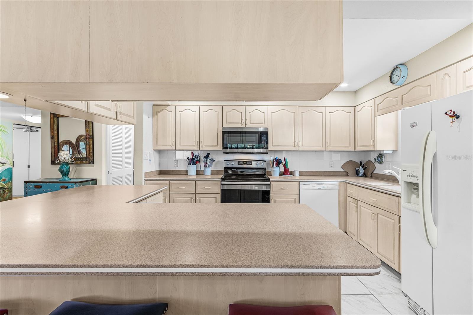 COMMODORE CLUB CONDO - Residential