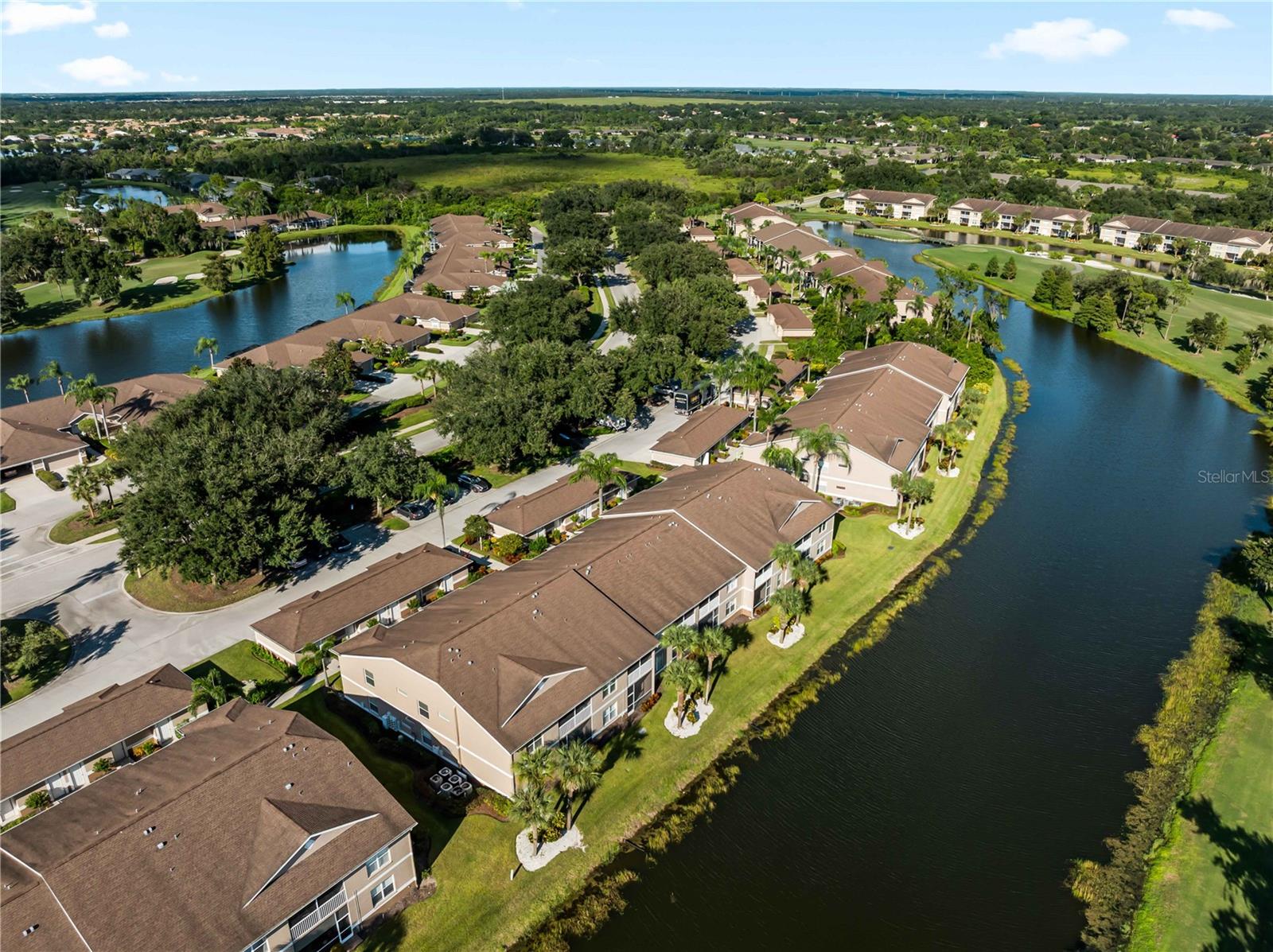 VERANDA 7 AT HERITAGE OAKS - Residential
