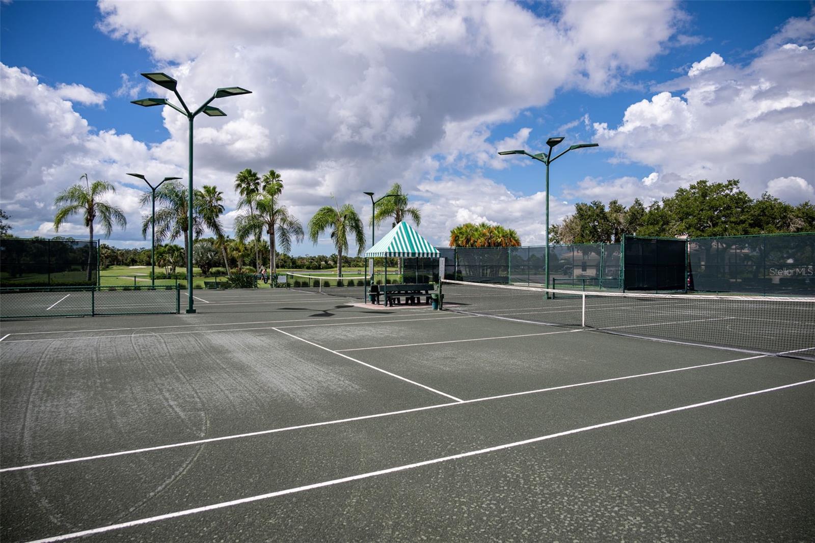 VERANDA 7 AT HERITAGE OAKS - Residential