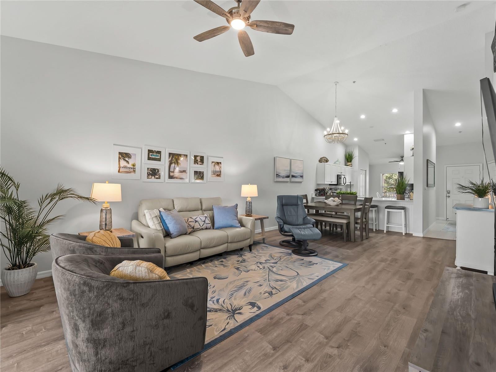 VERANDA 7 AT HERITAGE OAKS - Residential