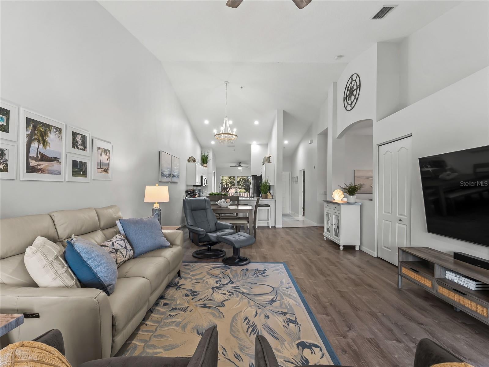 VERANDA 7 AT HERITAGE OAKS - Residential