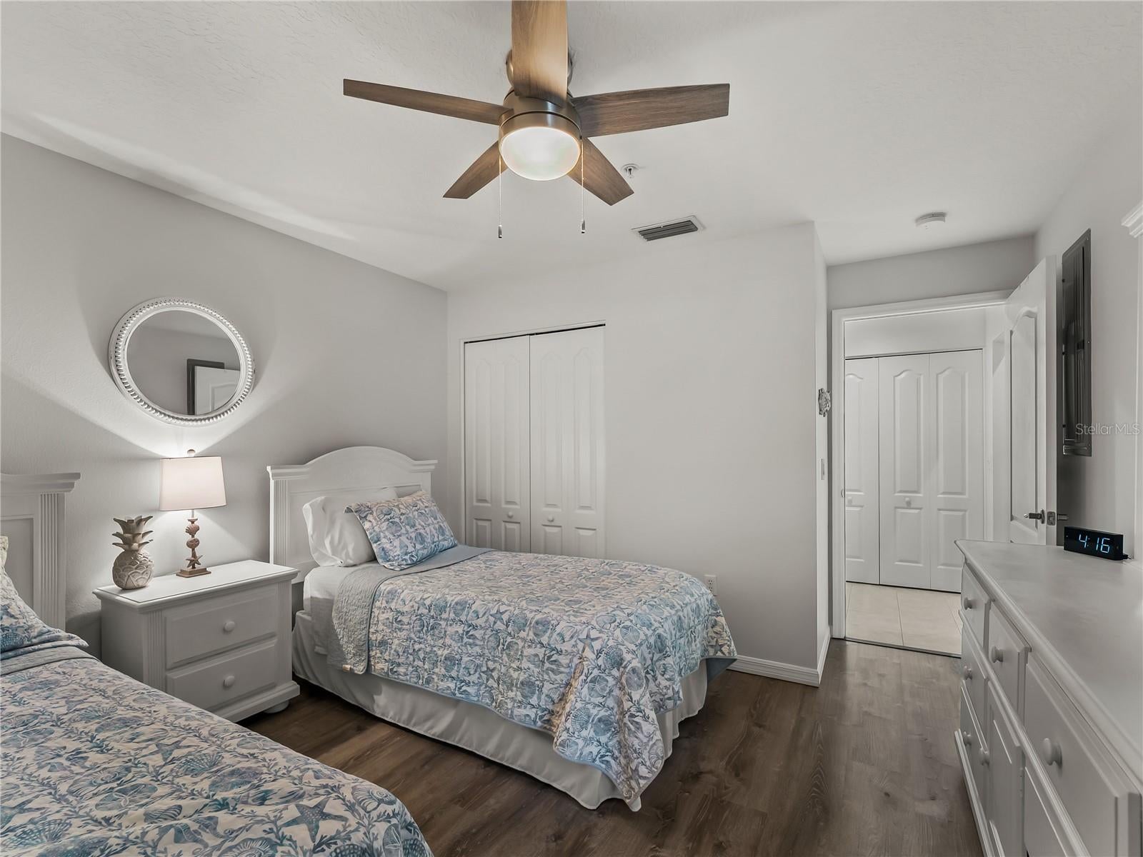 VERANDA 7 AT HERITAGE OAKS - Residential