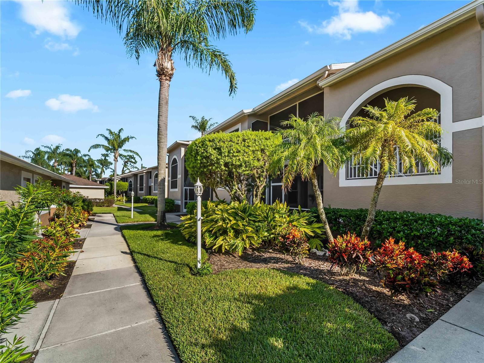 VERANDA 7 AT HERITAGE OAKS - Residential