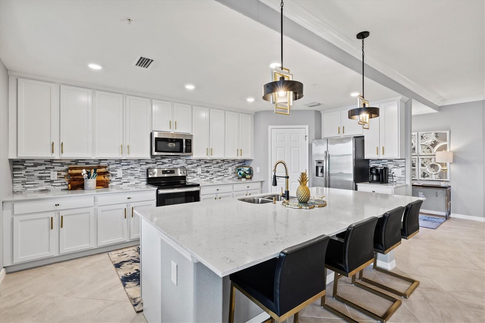 SARASOTA NATIONAL - Residential