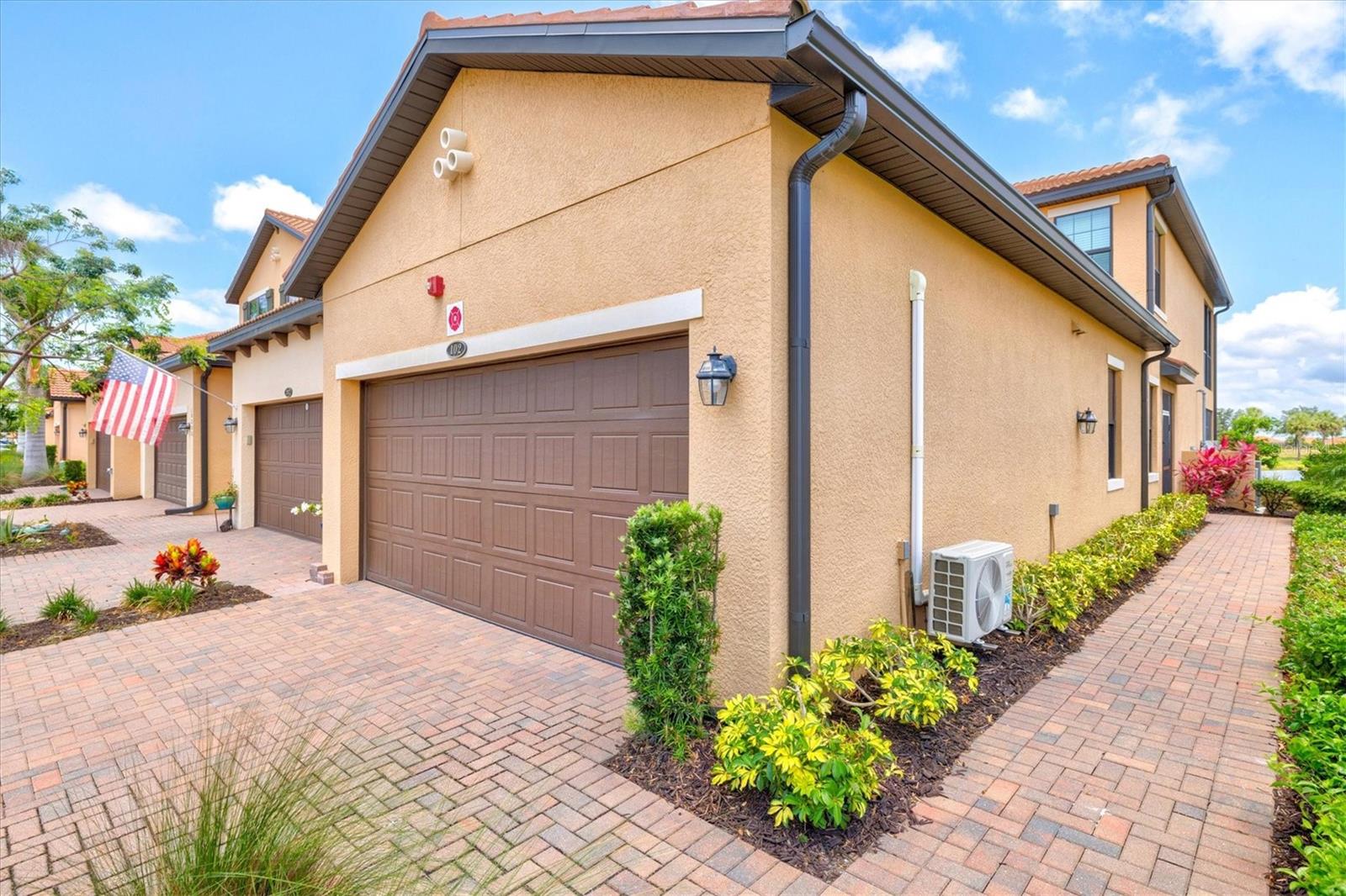 SARASOTA NATIONAL - Residential