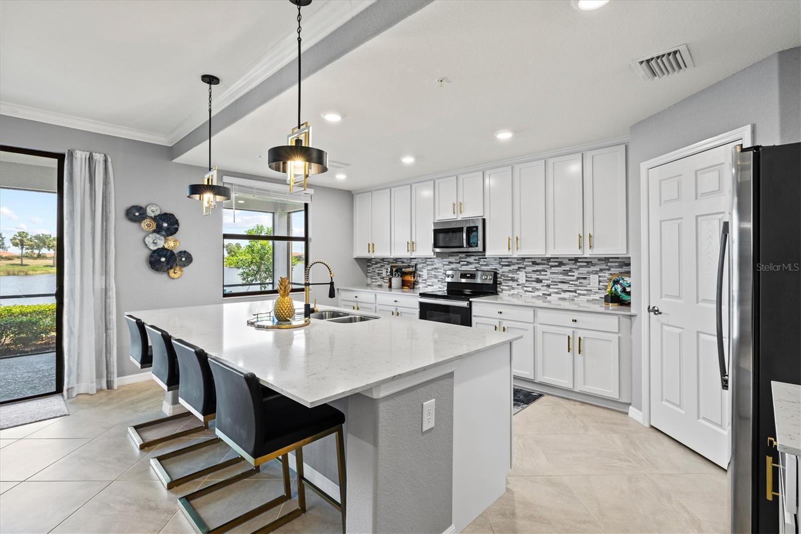 SARASOTA NATIONAL - Residential