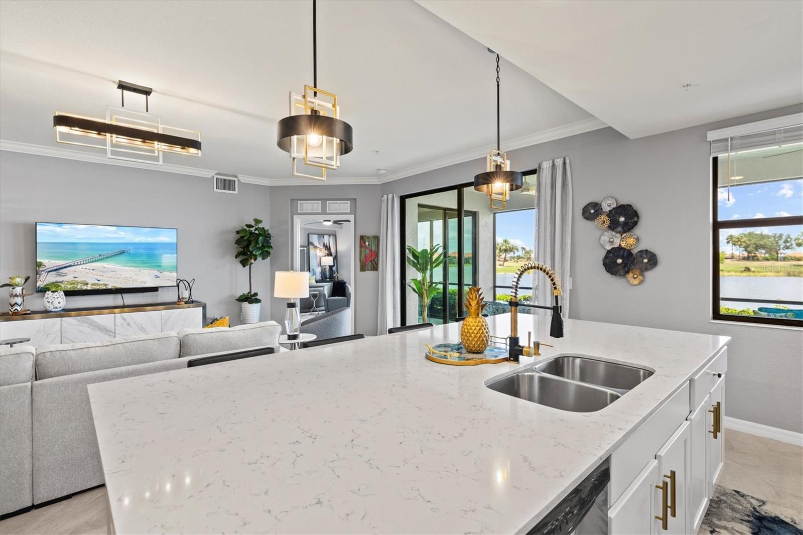 SARASOTA NATIONAL - Residential