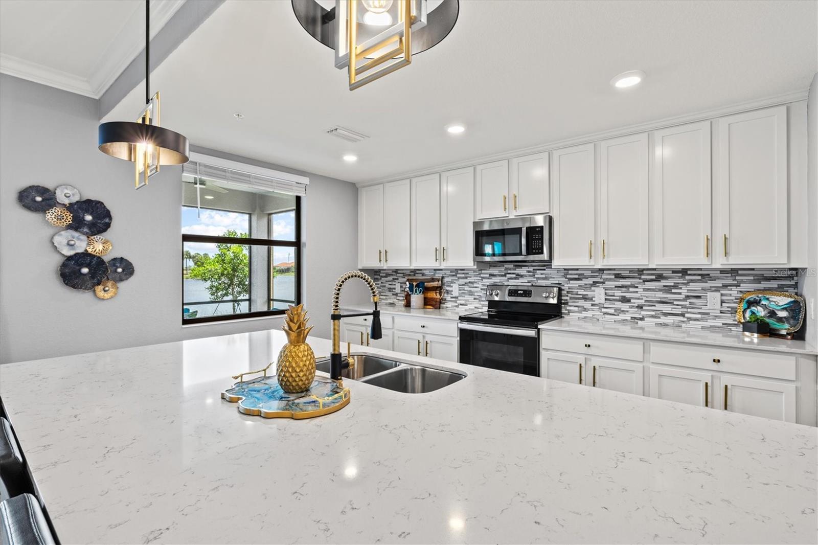 SARASOTA NATIONAL - Residential