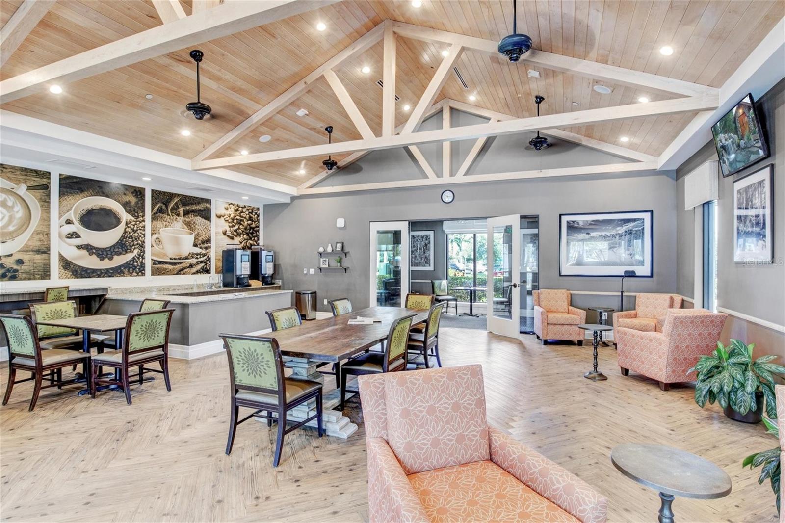 SARASOTA NATIONAL - Residential